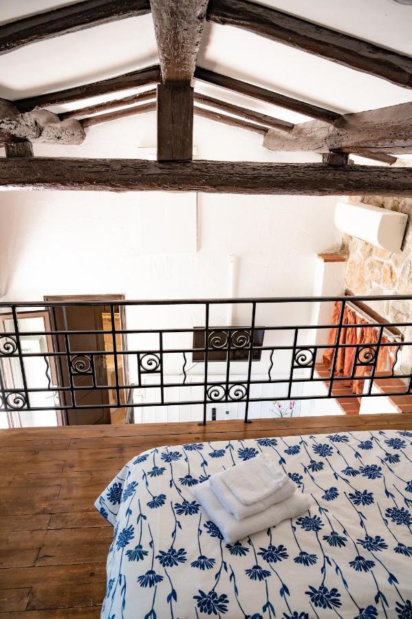 Fleur De Lys Bed & Breakfast Fayence Exterior photo