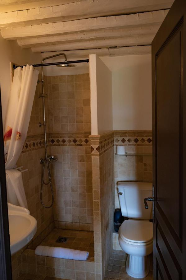 Fleur De Lys Bed & Breakfast Fayence Exterior photo